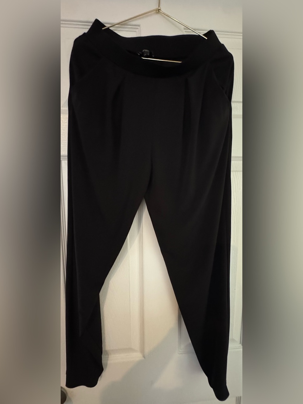 Express Black Ankle-Length Straight Pants